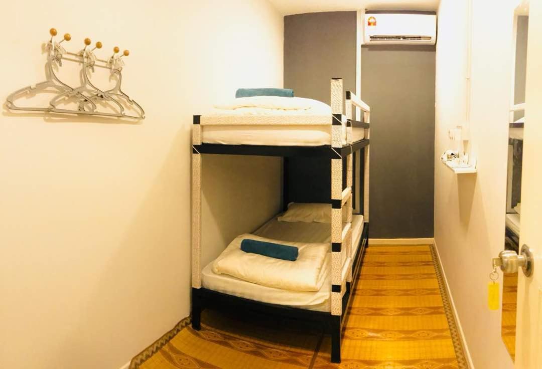 Yellow Duckling Homestay Semporna Zewnętrze zdjęcie